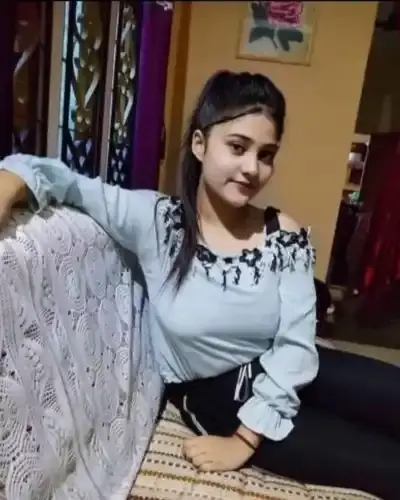 Call Girls Service in Amalapuram
